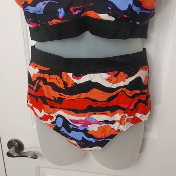 Swim icon 2 piece multi color plus size - Picture 3 of 8